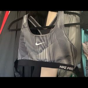 Nike sports bra XL